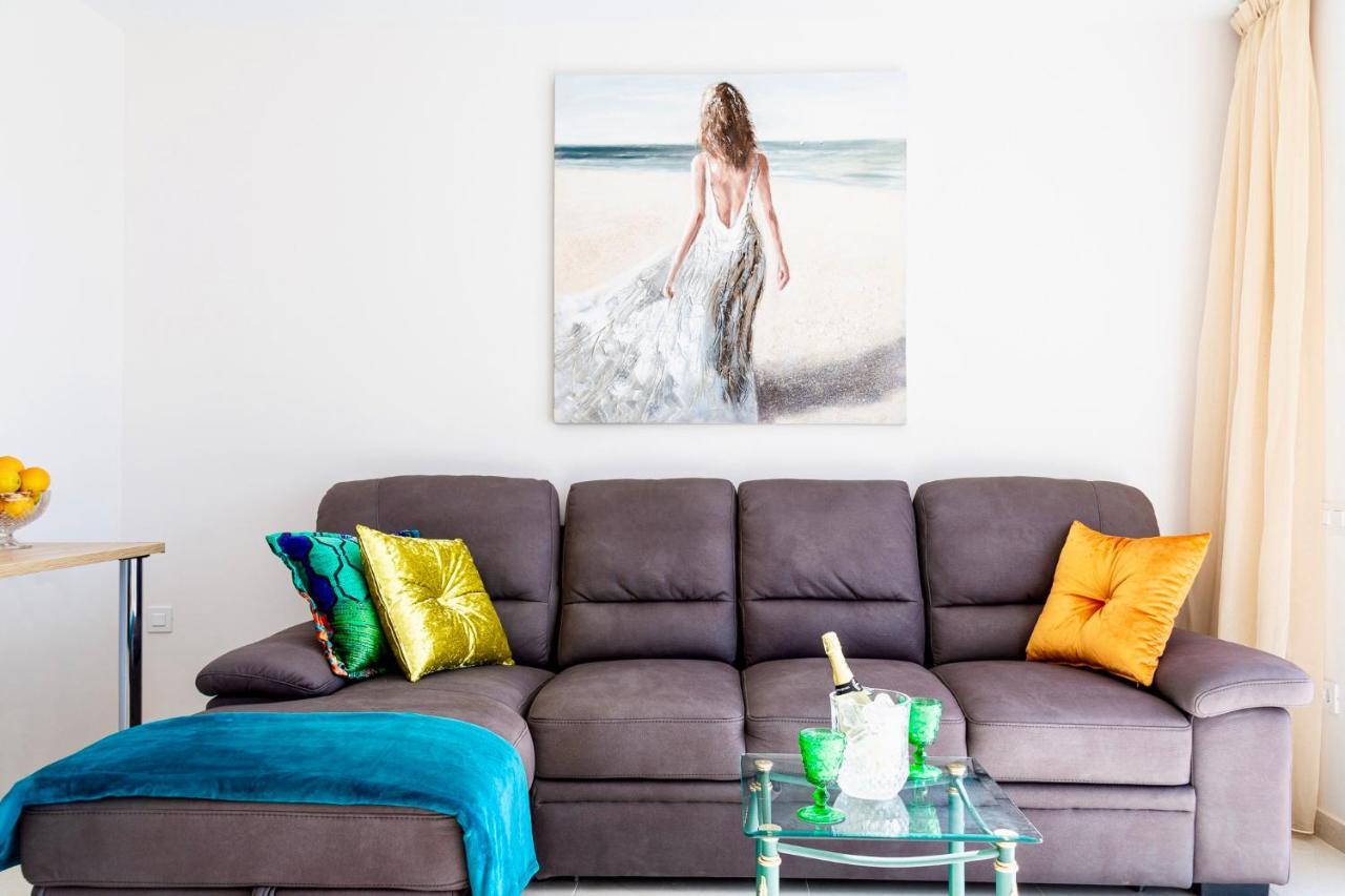 Esmeralda. Lovely And New Apartment Right By The Ocean! Callao Salvaje Luaran gambar